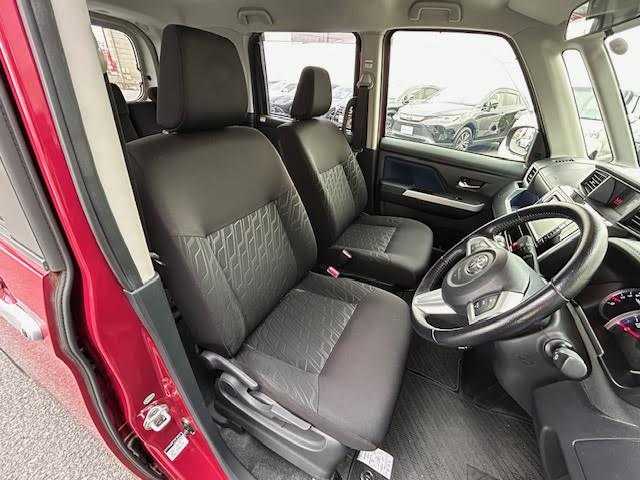 トヨタ タンク カスタムG S 埼玉県 2017(平29)年 5万km ブラックマイカ/マゼンダベリーメタリック 純正SDナビ/バックカメラ、サイドカメラ/ドライブレコーダー/Bluetooth/ETC/クルーズコントロール/シートヒータ/両側パワースライドドア/アイドリングストップ/スペアキー