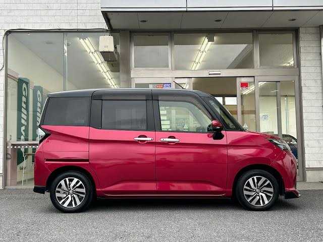トヨタ タンク カスタムG S 埼玉県 2017(平29)年 5万km ブラックマイカ/マゼンダベリーメタリック 純正SDナビ/バックカメラ、サイドカメラ/ドライブレコーダー/Bluetooth/ETC/クルーズコントロール/シートヒータ/両側パワースライドドア/アイドリングストップ/スペアキー