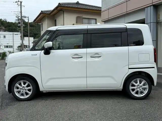 スズキ ワゴンＲ スマイル HYBRID X 静岡県 2022(令4)年 0.9万km ピュアホワイトP ワンオーナー・保証書/走行8916キロ（登録時）/マイルドハイブリット/アイドリングストップシステム/セーフティサポート/両側パワースライドドア/純正9型メモリーナビ/地デジTV/DVD再生/CD/Bluetoothオーディオ/ステアリングスイッチ/全方位カメラ/LEDヘッドランプ/LEDフォグランプ/ウィンカードアミラー/D席シートヒーター/メッキドアハンドル/純正14インチアルミ/スマートキー×2/プッシュスタート/パーソナルテーブル（D席背面）/純正フロアマット/純正ワイドドアバイザー/オートエアコン/WエアB＋サイドエアB/車両取説＋ナビ取説あり