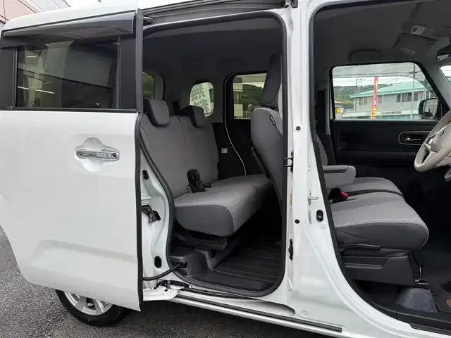 スズキ ワゴンＲ スマイル HYBRID X 静岡県 2022(令4)年 0.9万km ピュアホワイトP ワンオーナー・保証書/走行8916キロ（登録時）/マイルドハイブリット/アイドリングストップシステム/セーフティサポート/両側パワースライドドア/純正9型メモリーナビ/地デジTV/DVD再生/CD/Bluetoothオーディオ/ステアリングスイッチ/全方位カメラ/LEDヘッドランプ/LEDフォグランプ/ウィンカードアミラー/D席シートヒーター/メッキドアハンドル/純正14インチアルミ/スマートキー×2/プッシュスタート/パーソナルテーブル（D席背面）/純正フロアマット/純正ワイドドアバイザー/オートエアコン/WエアB＋サイドエアB/車両取説＋ナビ取説あり