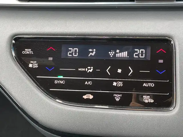 ホンダ オデッセイ ハイブリッド e:HEVアブソルート 神奈川県 2023(令5)年 2.9万km プレミアムヴィーナスブラックP 純正９型ＳＤナビ（LXM-247VFNi）/Bluetooth/CD/DVD/USB/フルセグ/パワースライドドア/電動リアゲート/全周囲カメラ/追従式クルーズコントロール/オートブレーキホールド/パワーシート/全席シートヒーター/ワイヤレス充電/パドルシフト/ＬＥＤヘッドライト/フロントフォグランプ/純正アルミホイール/ビルドインＥＴＣ/前後コーナーセンサー/横滑り防止装置/レーンキープアシスト/盗難防止装置