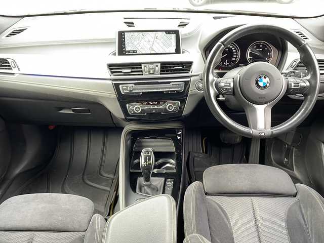 ＢＭＷ Ｘ２ xDrive 18d MスポーツX 岡山県 2019(令1)年 5.3万km 黒 純正ナビ/・BT/・USB/・ラジオ/アイドリングストップ/走行モード切替機能/衝突軽減装置/車線逸脱警報装置/ステアリングスイッチ/オールオートウィンドウ/社外17インチＡＷ組冬タイヤ積載