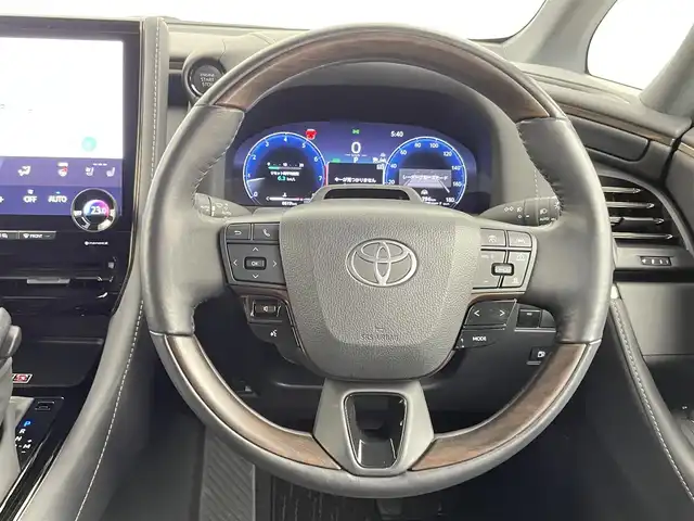 トヨタ アルファード Z 千葉県 2024(令6)年 0.9万km プラチナホワイトパールマイカ 禁煙車/トヨタセーフティセンス/・プリクラッシュセーフティ/・レーダークルーズコントロール/・レーントレーシングアシスト/・緊急時操舵支援/・プロアクティブドライビングアシスト/・ロードサインアシスト/・レーンチェンジアシスト/両側パワースライドドア/パワーバックドア/純正14インチディスプレイオーディオ/純正フリップダウンモニター/全方位カメラ/レーダークルーズコントロール/LEDオートライト/レザーシート/パワーシート/シートヒーター/エアシート/純正18インチアルミホイール/USBポート/プッシュスタート/スマートキー