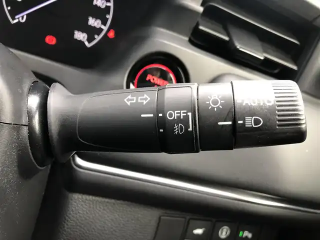 ホンダ ヴェゼル ハイブリッド e:HEV Z 愛知県 2022(令4)年 4.2万km プラチナホワイトパール ホンダセンシング/純正9型ナビ/・Bluetooth/・フルセグTV/・Applecarplay/・androidauto/メーカOPフロントグリル/メーカーOPゲートスポイラー/メーカーOPサイドガーニッシュ/アダプティブクルーズコントロール/ブラインドスポットモニター/Qi充電/パドルシフト/パワーバックドア/ETC2.0/バックカメラ/シートヒーター/ステアリングヒーター/純正AW/前後ドライブレコーダー
