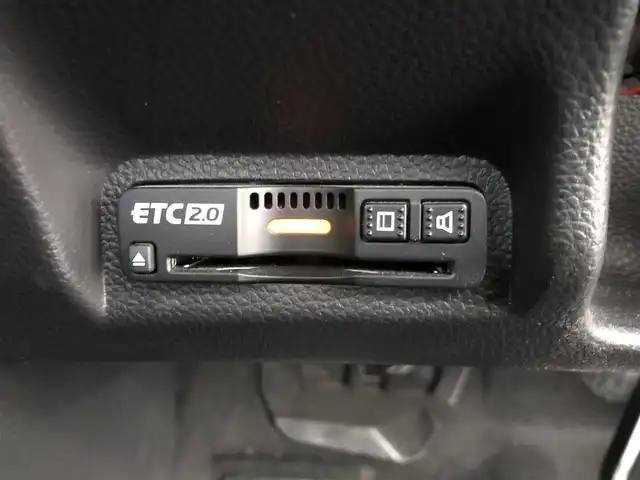 ホンダ ヴェゼル ハイブリッド e:HEV Z 愛知県 2022(令4)年 4.2万km プラチナホワイトパール ホンダセンシング/純正9型ナビ/・Bluetooth/・フルセグTV/・Applecarplay/・androidauto/メーカOPフロントグリル/メーカーOPゲートスポイラー/メーカーOPサイドガーニッシュ/アダプティブクルーズコントロール/ブラインドスポットモニター/Qi充電/パドルシフト/パワーバックドア/ETC2.0/バックカメラ/シートヒーター/ステアリングヒーター/純正AW/前後ドライブレコーダー