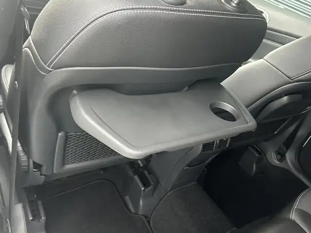 メルセデス・ベンツ Ｂ１８０ 茨城県 2018(平30)年 2.1万km カルサイトホワイト 後期型 /ワンオ-ナ- /ベ-シックパッケージ /・メモリー付パワーシート/・電動ランバーサポート/・クライメートコントロール/・サングラスケース/・アンダーシートボックス/・12V電源ソケット/RSP /ACC /LKA/BSA/LED /ナビ /12セグ /BT /CarPlay /USB /DVD/CD /バックカメラ /パークトロニック /半革シート /シートヒーター /パワーシート /キーレスゴー /パドルシフト /ETC /純正17inAW /禁煙車