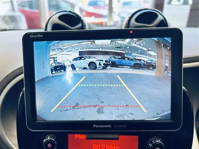 スマート ＭＣＣ スマート フォーフォー BRABUS エクスクルーシブ 大阪府 2017(平29)年 5.1万km 赤 ガラスルーフ/社外ナビ/TV/バックカメラ/純正17インチAW/クリアランスソナー/クルーズコントロール/レーンアシスト/黒革/シートヒーター/パドルシフト/リモコンキー/ETC/USB/AUX/Bluetooth