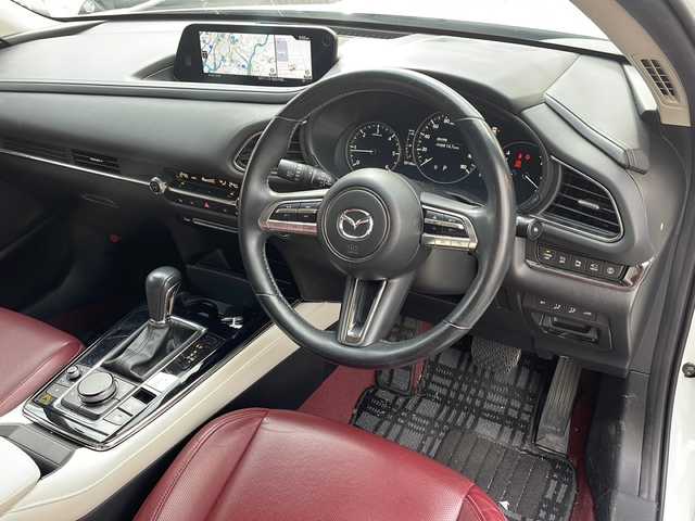 マツダ ＣＸ－３０ XD 100周年特別記念車 広島県 2020(令2)年 3.9万km スノーフレイクホワイトパールマイカ /登録時走行距離/　　　　　　　38146キロ/i-stop/純正ナビ/全方位モニター/地デジ/赤革シート/シートヒーター/クルーズコントロール/パワーバックドア/ステアヒーター/BOSEサウンドシステム/スペアキー×１/ETC/新車時整備手帳/　　【保証書】/取扱説明書/