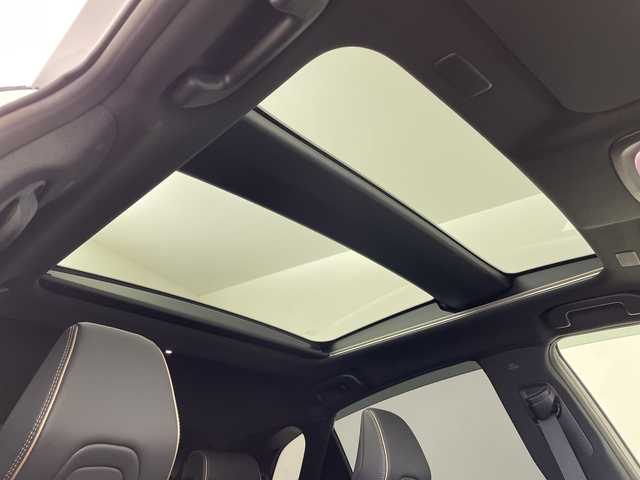 トヨタ クラウン スポーツ Z 鹿児島県 2024(令6)年 1.1万km プレシャスホワイトパール トヨタセーフティセンス/ワンオーナー/メーカーオプションディスプレイオーディオ/Bluetooth/フルセグテレビ/FM/AM/CarPlay/アンドロイドオート/パーキングアシスト/レーダークルーズコントロール/ビルトインETC2.0/全方位モニター/パノラマスライディングルーフ/電動リアゲート/デジタルインナーミラー/前後ドライブレコーダー/前席パワーシート/ベンチレーション/モデリスタフルエアロ/テレビキャンセラー/ステアリングヒーター/ワイアレス充電