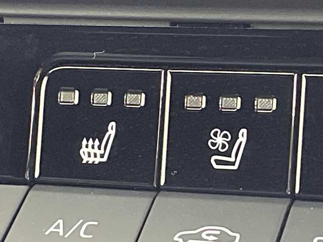 トヨタ クラウン スポーツ Z 鹿児島県 2024(令6)年 1.1万km プレシャスホワイトパール トヨタセーフティセンス/ワンオーナー/メーカーオプションディスプレイオーディオ/Bluetooth/フルセグテレビ/FM/AM/CarPlay/アンドロイドオート/パーキングアシスト/レーダークルーズコントロール/ビルトインETC2.0/全方位モニター/パノラマスライディングルーフ/電動リアゲート/デジタルインナーミラー/前後ドライブレコーダー/前席パワーシート/ベンチレーション/モデリスタフルエアロ/テレビキャンセラー/ステアリングヒーター/ワイアレス充電