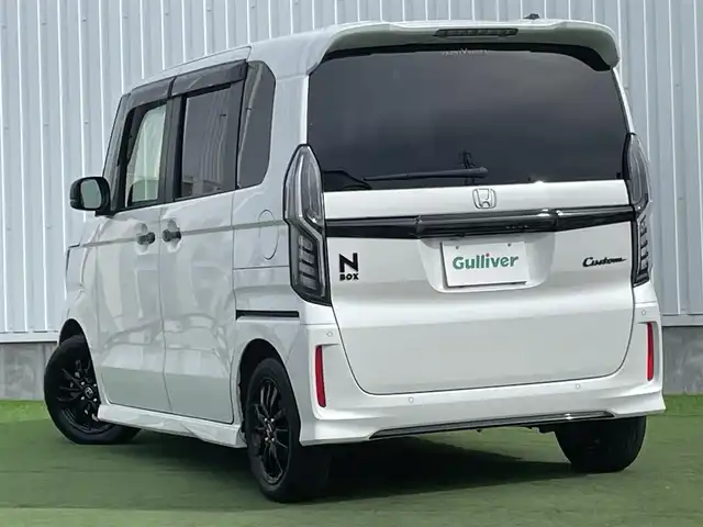 ホンダ Ｎ ＢＯＸ カスタム L スタイル+ブラック 香川県 2022(令4)年 4.6万km プラチナホワイトパール ホンダセンシング/→衝突軽減ブレーキ/→誤発信抑制機能/→後方誤発信抑制機能/→近距離衝突軽減ブレーキ/→歩行者事故軽減ステアリング/→路外逸脱抑制機能/→クルーズコントロール/→車線維持支援システム/→先行車発進お知らせ機能/→標識認識機能/→オートハイビーム/PanasonicSDナビ/【Bluetooth/ＡＭ／ＦＭ／フルセグＴＶ】/バックカメラ/両側パワースライドドア/純正革巻きステアリング/ステアリングリモコン/クラッツィオシートカバー/クラッツィオフロアマット/前席シートヒーター/後席クールフィルム施工/シートバックテーブル/後側コーナーセンサー/純正フルLEDヘッドライト/純正ドアバイザー/純正14インチアルミホイール/ETC/スマートキー/プッシュスタート