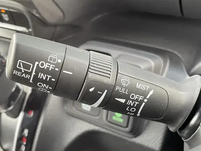 ホンダ Ｎ ＢＯＸ カスタム L スタイル+ブラック 香川県 2022(令4)年 4.6万km プラチナホワイトパール ホンダセンシング/→衝突軽減ブレーキ/→誤発信抑制機能/→後方誤発信抑制機能/→近距離衝突軽減ブレーキ/→歩行者事故軽減ステアリング/→路外逸脱抑制機能/→クルーズコントロール/→車線維持支援システム/→先行車発進お知らせ機能/→標識認識機能/→オートハイビーム/PanasonicSDナビ/【Bluetooth/ＡＭ／ＦＭ／フルセグＴＶ】/バックカメラ/両側パワースライドドア/純正革巻きステアリング/ステアリングリモコン/クラッツィオシートカバー/クラッツィオフロアマット/前席シートヒーター/後席クールフィルム施工/シートバックテーブル/後側コーナーセンサー/純正フルLEDヘッドライト/純正ドアバイザー/純正14インチアルミホイール/ETC/スマートキー/プッシュスタート