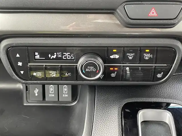 ホンダ Ｎ ＢＯＸ カスタム L スタイル+ブラック 香川県 2022(令4)年 4.6万km プラチナホワイトパール ホンダセンシング/→衝突軽減ブレーキ/→誤発信抑制機能/→後方誤発信抑制機能/→近距離衝突軽減ブレーキ/→歩行者事故軽減ステアリング/→路外逸脱抑制機能/→クルーズコントロール/→車線維持支援システム/→先行車発進お知らせ機能/→標識認識機能/→オートハイビーム/PanasonicSDナビ/【Bluetooth/ＡＭ／ＦＭ／フルセグＴＶ】/バックカメラ/両側パワースライドドア/純正革巻きステアリング/ステアリングリモコン/クラッツィオシートカバー/クラッツィオフロアマット/前席シートヒーター/後席クールフィルム施工/シートバックテーブル/後側コーナーセンサー/純正フルLEDヘッドライト/純正ドアバイザー/純正14インチアルミホイール/ETC/スマートキー/プッシュスタート