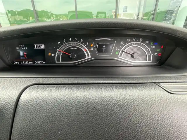 ホンダ Ｎ ＢＯＸ カスタム L スタイル+ブラック 香川県 2022(令4)年 4.6万km プラチナホワイトパール ホンダセンシング/→衝突軽減ブレーキ/→誤発信抑制機能/→後方誤発信抑制機能/→近距離衝突軽減ブレーキ/→歩行者事故軽減ステアリング/→路外逸脱抑制機能/→クルーズコントロール/→車線維持支援システム/→先行車発進お知らせ機能/→標識認識機能/→オートハイビーム/PanasonicSDナビ/【Bluetooth/ＡＭ／ＦＭ／フルセグＴＶ】/バックカメラ/両側パワースライドドア/純正革巻きステアリング/ステアリングリモコン/クラッツィオシートカバー/クラッツィオフロアマット/前席シートヒーター/後席クールフィルム施工/シートバックテーブル/後側コーナーセンサー/純正フルLEDヘッドライト/純正ドアバイザー/純正14インチアルミホイール/ETC/スマートキー/プッシュスタート