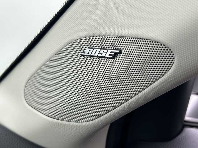 ホンダ ＺＲ－Ｖ ハイブリッド e:HEV Z 愛知県 2023(令5)年 1.4万km プラチナホワイトパール 禁煙車/純正9インチナビ/（AM/FM/フルセグTV/Bluetooth/applecarplay）/全方位カメラ/BOSEサウンド/シーケンシャルウインカー/ワイヤレス充電/ホンダセンシング/・アダプティブクルーズコントロール/・路外逸脱抑制機能/・ブラインドスポットモニター/・踏み間違い衝突軽減システム/・パーキングセンサー警報/・衝突軽減ブレーキ/・オートマチックハイビーム/ETC２．０/前後ドライブレコーダー/本革シート/前席シートヒーター/前席メモリシート/前席パワーシート/革巻きステアリング/ステアリングヒーター/パワーバックドア/パドルシフト/ダウンヒルアシストコントロール/純正１８インチアルミホイール/LEDヘッドライト/純正フロアマット/電動格納ミラー/スマートキー/プッシュスタート