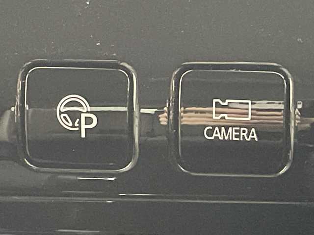 日産 セレナ ハイウェイスター 岐阜県 2017(平29)年 6.6万km マルーンレッド 2トーン 純正ナビ/CD/DVD/Bluetooth/SD/フルセグTV/アラウンドビュモニター/ハンズフリーオートスライドドア/パワースライドドア/インテリジェントパークアシスト/エマージェンシーブレーキ/車線逸脱警報/ECOモード/ソナー/標識検知/クルーズコントロール/ドライブレコーダー/ETC/ステアリングリモコン/革巻きステアリング/スマートキー/プッシュスタート/純正フロアマット/純正ドアバイザー/純正16インチアルミホイール