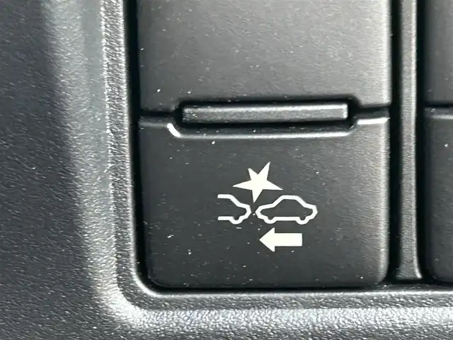 トヨタ ヴォクシー ZS GRスポーツ 岡山県 2019(平31)年 8.8万km ブラック 登録時走行距離87494km/ワンオーナー/ALPINEBIGX9インチナビ/（AM/FM/CD/DVD/TV/BT）/ダブルゾーン/ALPINE12.8インチフリップダウンモニター/両側パワースライドドア/バックカメラ/フロントカメラ/アイドリングストップ/トヨタセーフティセンス/・クルーズコントロール/・オートマチックハイビーム/・プリクラッシュセーフティ/・レーンディパーチャアラート/USB入力端子/HDMI入力端子/純正18インチアルミホイール/LEDヘッドライト/プッシュスタート/スペアタイヤ/取扱説明書/保証書