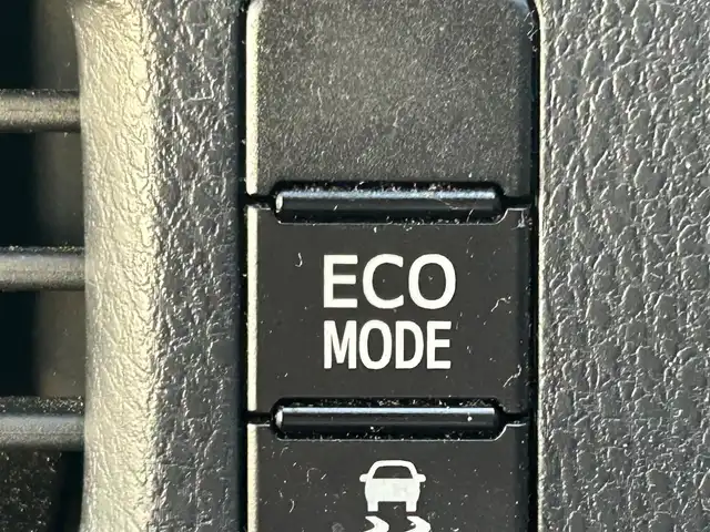 トヨタ ヴォクシー ZS GRスポーツ 岡山県 2019(平31)年 8.8万km ブラック 登録時走行距離87494km/ワンオーナー/ALPINEBIGX9インチナビ/（AM/FM/CD/DVD/TV/BT）/ダブルゾーン/ALPINE12.8インチフリップダウンモニター/両側パワースライドドア/バックカメラ/フロントカメラ/アイドリングストップ/トヨタセーフティセンス/・クルーズコントロール/・オートマチックハイビーム/・プリクラッシュセーフティ/・レーンディパーチャアラート/USB入力端子/HDMI入力端子/純正18インチアルミホイール/LEDヘッドライト/プッシュスタート/スペアタイヤ/取扱説明書/保証書