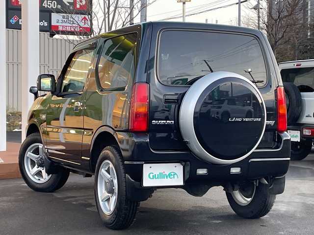 スズキ ジムニー ランドベンチャー 道央・札幌 2017(平29)年 5.7万km ブルーイッシュブラックパール3 ・４WD/・バックカメラ/・社外ナビ（Bluetooth、フルセグTV、DVD）/・フロントシートヒーター/・ドライブレコーダー/・フォグランプ/・ETC/・エンジンスターター/・リモコンキー/・スペアキー/・背面タイヤ/・背面タイヤハードカバー/・ドアバイザー/・ハーフレザーシート/・純正フロアマット