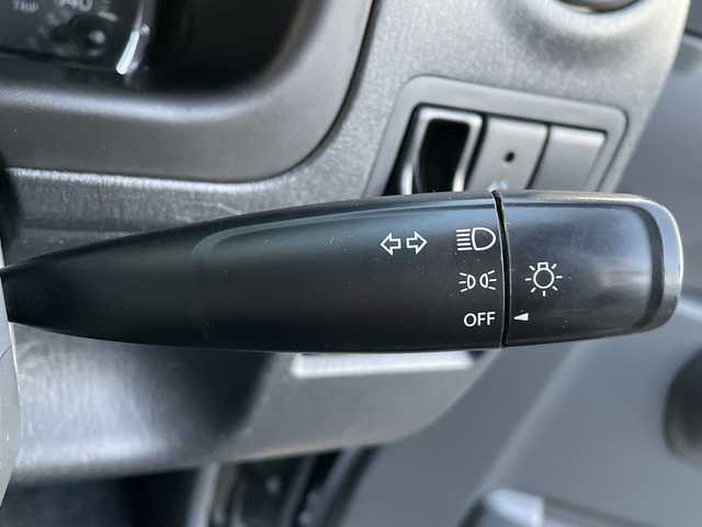 スズキ ジムニー ランドベンチャー 道央・札幌 2017(平29)年 5.7万km ブルーイッシュブラックパール3 ・４WD/・バックカメラ/・社外ナビ（Bluetooth、フルセグTV、DVD）/・フロントシートヒーター/・ドライブレコーダー/・フォグランプ/・ETC/・エンジンスターター/・リモコンキー/・スペアキー/・背面タイヤ/・背面タイヤハードカバー/・ドアバイザー/・ハーフレザーシート/・純正フロアマット