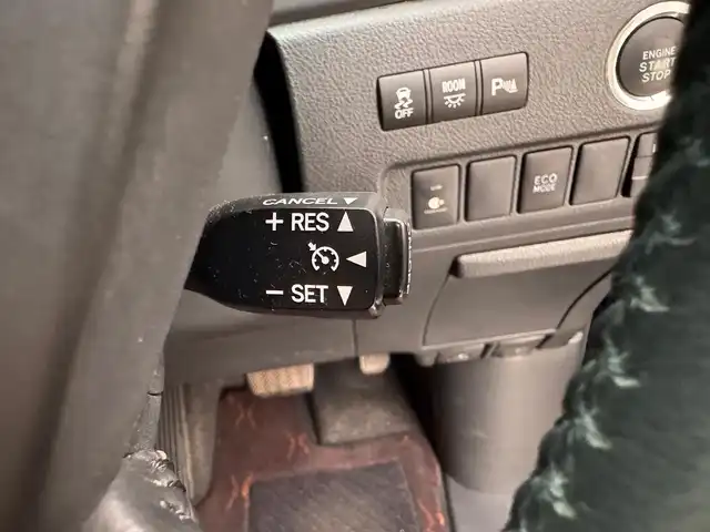 トヨタ アルファード 240S タイプゴールド 兵庫県 2013(平25)年 8.7万km ブラック ・社外SDナビ　（AVN‐ZX02i)/（CD/DVD/SD/Bluetooth/フルセグTV）　　/・社外フリップダウンモニター　/・コーナーセンサー　　/・クルーズコントロール　　/・バックカメラ　/・パワーバックドア　/・両側パワースライドドア　/・ダウンサス　/・ハーフレザーシート　/・ETC　/・純正マット/・純正ドアバイザー/・HID/・フォグランプ/・社外20インチAW