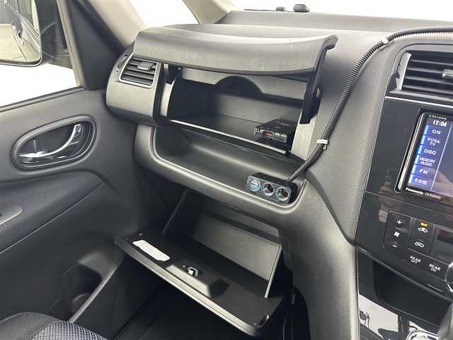 日産 セレナ ハイウェイスター S HV Vセレ 大分県 2013(平25)年 7.5万km スーパーブラック 7インチ社外ナビ(CN-R500WD)/　　（CD/DVD/フルセグ）/両側パワースライドドア/社外前後ドライブレコーダー/クルーズコントロール/HIDオートライト/バックカメラ/純正AW16インチ/プッシュスタート/インテリジェントキー/アイドリングストップ/スペアキー