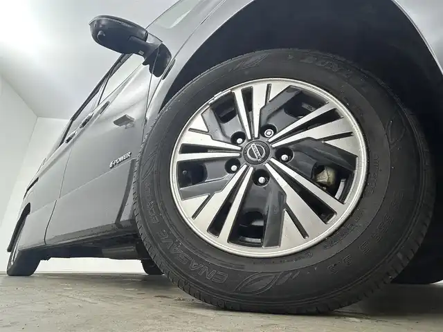 日産 セレナ e－パワー ハイウェイスター V 岡山県 2021(令3)年 7.1万km ダイヤモンドブラック 純正１０インチナビ/１１インチフリップダウンモニター/プロパイロット/衝突軽減ブレーキシステム/アラウンドビューモニター/ビルトインＥＴＣ/シートヒーター/デジタルインナーミラー/両側パワースライドドア