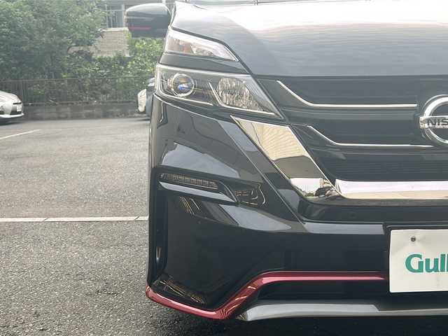 日産 セレナ ニスモ 埼玉県 2018(平30)年 4.5万km ダイヤモンドブラック 純正SDナビ（MM518D-L）/AM/FM/BT/CD/DVD/i pod/HDMI/Blu-ray/アラウンドビューモニターモニター/フリップダウンモニター（ALPINE）/両側パワースライドドア/NISMOセーフティーパック/プロパイロット/エマージェンシーブレーキ/レーダークルーズコントロール/パーキングアシスト/レーンキープアシスト/ふらつき警報/ビルトインETC/純正17インチアルミホイール/ステアリングリモコン/デジタルインナーミラー/ドライブレコーダー（前後）/コーナーセンサー/エコモード/アイドリングストップ/横滑り防止装置/プッシュスタート/スマートキー×２/ウィンカーミラー/オートライト/LEDヘッドライト/フォグランプ/純正フロアマット/保証書/取扱説明書
