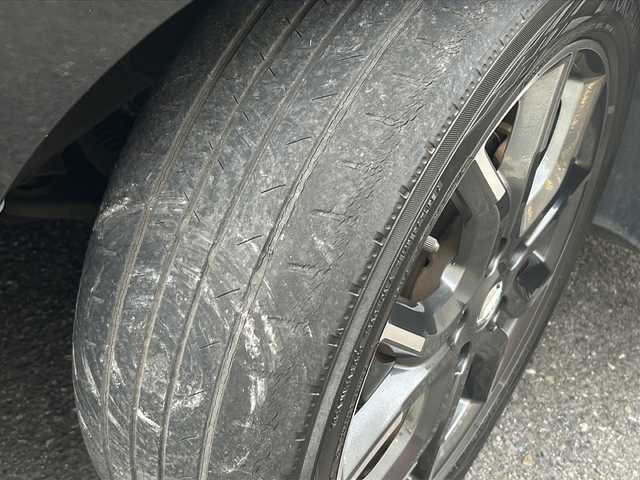 日産 セレナ ニスモ 埼玉県 2018(平30)年 4.5万km ダイヤモンドブラック 純正SDナビ（MM518D-L）/AM/FM/BT/CD/DVD/i pod/HDMI/Blu-ray/アラウンドビューモニターモニター/フリップダウンモニター（ALPINE）/両側パワースライドドア/NISMOセーフティーパック/プロパイロット/エマージェンシーブレーキ/レーダークルーズコントロール/パーキングアシスト/レーンキープアシスト/ふらつき警報/ビルトインETC/純正17インチアルミホイール/ステアリングリモコン/デジタルインナーミラー/ドライブレコーダー（前後）/コーナーセンサー/エコモード/アイドリングストップ/横滑り防止装置/プッシュスタート/スマートキー×２/ウィンカーミラー/オートライト/LEDヘッドライト/フォグランプ/純正フロアマット/保証書/取扱説明書