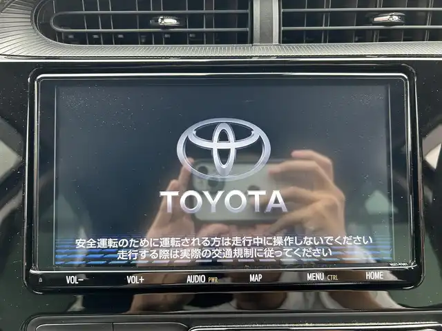 トヨタ アクア S スタイルブラック 大阪府 2019(平31)年 6.4万km ダークブルーマイカ 純正９インチナビ/フルセグTV/バックカメラ/（BT/CD/DVD/AM/FM)/プリクラッシュセーフティー/レーンキープ/コーナーセンサー/横滑り防止装置/ビルトインETC/前後ドライブレコーダー/電動格納ミラー/ドアバイザー/オートライト/オートマチックハイビーム/ヘッドライトレベライザー