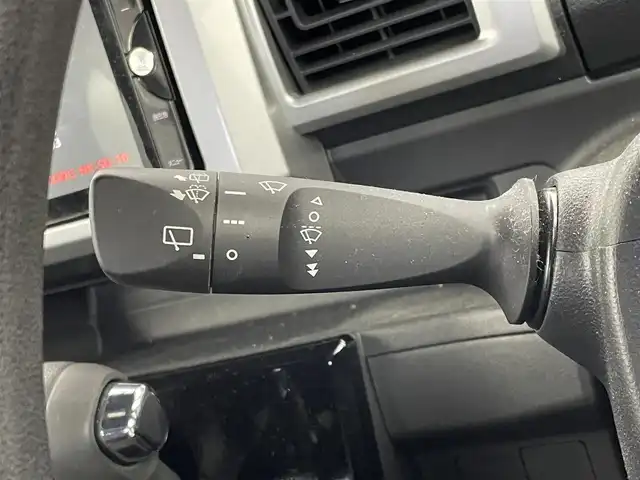 トヨタ ピクシスメガ L SAⅢ 埼玉県 2018(平30)年 2.6万km ライトブルーⅡ 社外ナビ　バックカメラ　スマートアシスト　ＥＴＣ　ドライブレコーダー　両側パワースライドドア　純正アルミホイール　オートハイビーム　ＤＶＤ再生　地デジフルセグＴＶ　衝突軽減　プッシュスタート