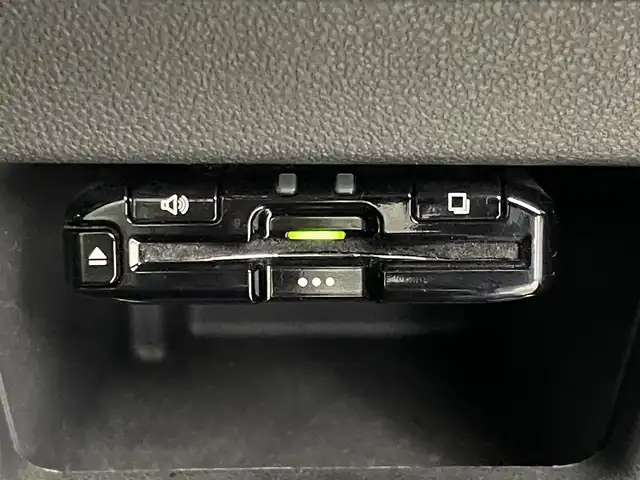 トヨタ ピクシスメガ L SAⅢ 埼玉県 2018(平30)年 2.6万km ライトブルーⅡ 社外ナビ　バックカメラ　スマートアシスト　ＥＴＣ　ドライブレコーダー　両側パワースライドドア　純正アルミホイール　オートハイビーム　ＤＶＤ再生　地デジフルセグＴＶ　衝突軽減　プッシュスタート