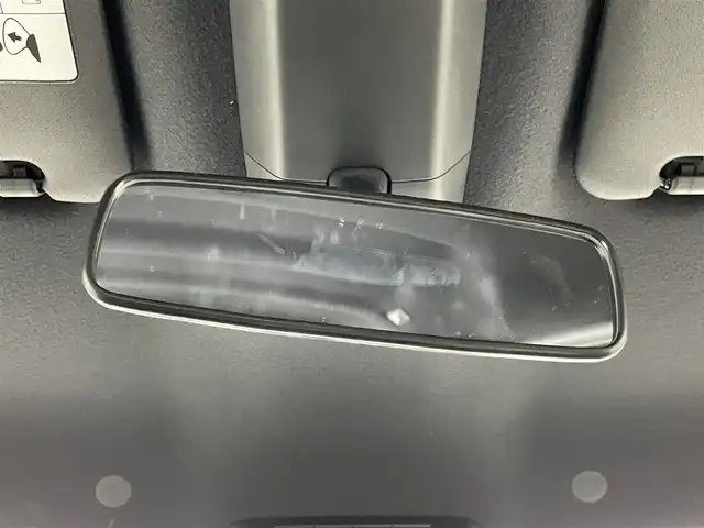 トヨタ ピクシスメガ L SAⅢ 埼玉県 2018(平30)年 2.6万km ライトブルーⅡ 社外ナビ　バックカメラ　スマートアシスト　ＥＴＣ　ドライブレコーダー　両側パワースライドドア　純正アルミホイール　オートハイビーム　ＤＶＤ再生　地デジフルセグＴＶ　衝突軽減　プッシュスタート