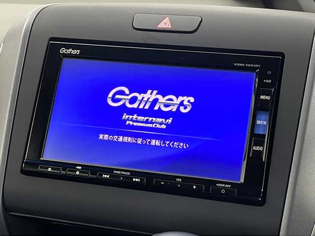 ホンダ フリード G ホンダセンシング 新潟県 2019(平31)年 1.8万km フォレストグリーンパール 純正SDナビ（Bluetooth・CD・DVD・USB）/両側パワースライドドア/純正フリップダウンモニター　/バックカメラ　/フルセグ　/衝突被害軽減システム/レーンキープアシスト　/追従クルーズコントロール　/LEDオートライト　/オートマチックハイビーム　/前方ドライブレコーダー/アイドリングストップ/フロントワイパーデアイサー/ステアリングスイッチ/ETC/純正フロアマット/純正１５インチアルミホイール/スマートキー/スペアキー