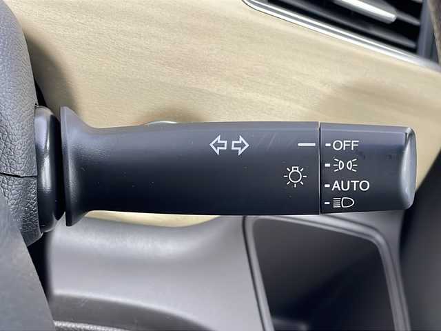 ホンダ フリード G ホンダセンシング 新潟県 2019(平31)年 1.8万km フォレストグリーンパール 純正SDナビ（Bluetooth・CD・DVD・USB）/両側パワースライドドア/純正フリップダウンモニター　/バックカメラ　/フルセグ　/衝突被害軽減システム/レーンキープアシスト　/追従クルーズコントロール　/LEDオートライト　/オートマチックハイビーム　/前方ドライブレコーダー/アイドリングストップ/フロントワイパーデアイサー/ステアリングスイッチ/ETC/純正フロアマット/純正１５インチアルミホイール/スマートキー/スペアキー