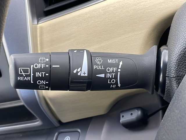 ホンダ フリード G ホンダセンシング 新潟県 2019(平31)年 1.8万km フォレストグリーンパール 純正SDナビ（Bluetooth・CD・DVD・USB）/両側パワースライドドア/純正フリップダウンモニター　/バックカメラ　/フルセグ　/衝突被害軽減システム/レーンキープアシスト　/追従クルーズコントロール　/LEDオートライト　/オートマチックハイビーム　/前方ドライブレコーダー/アイドリングストップ/フロントワイパーデアイサー/ステアリングスイッチ/ETC/純正フロアマット/純正１５インチアルミホイール/スマートキー/スペアキー