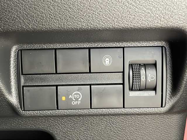 日産 デイズ ハイウェイスターX 千葉県 2020(令2)年 5.6万km スパークリングレッド/ブラック 純正SDナビ/・CD/・DVD/・フルセグTV/・Bluetooth/・AM/・FM/主要装備/・アラウンドビューモニター/・衝突軽減/・レーンキープ/・コーナーセンサー前後/・LEDヘッドライト/・オートライト/・オートハイビーム/・フォグランプ/・純正アルミホイール/・純正フロアマット/・スマートキー/・プッシュスタート