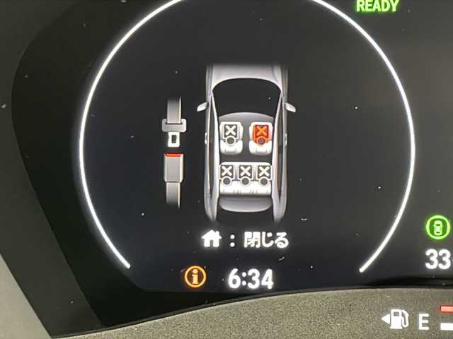 ホンダ ヴェゼル ハイブリッド e:HEV Z 鹿児島県 2025(令7)年 0.1万km未満 プレミアムサンライトホワイトパール 登録時走行距離35km/ワンオーナー/HondaSENSING/・衝突軽減ブレーキ/・誤発信抑制機能/・車線維持支援システム/・先行車発進お知らせ機能/・路外逸脱抑制機能/・トラフィックジャムアシスト/・渋滞追従機能付きアダプティブクルーズコントロール/・ブラインドスポットインフォメーション/パワーバックドア/ハーフレザーシート/シートヒーター/革巻きステアリング/ステアリングリモコン/ステアリングヒーター/純正LEDヘッドライト/オートハイビーム/MTモード付AT/電子パーキングブレーキ/オートブレーキホールド/純正18インチアルミホイール/新車保証書/取扱説明書/スマートキー/スペアキー１本