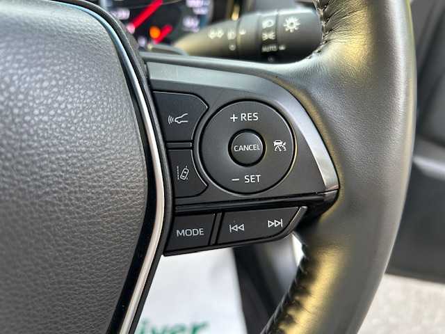 トヨタ クラウン ハイブリッド RS アドバンス 大阪府 2018(平30)年 6.7万km ホワイトパールクリスタルシャイン サンルーフ/ブラインドスポットモニター/純正ナビ(BT/フルセグ/AUX/USB)/アラウンドビューモニター/プリクラッシュセーフティー/レーダークルーズコントロール/パーキングアシスト/デジタルインナーミラー/ETC/LEDヘッドライト/オートライト/オートマチックハイビーム/ドライブレコーダー/レザーシート/パワーシート/シートヒーター/エアシート/シートメモリー/純正フロアマット/純正アルミホイール/スペアキー