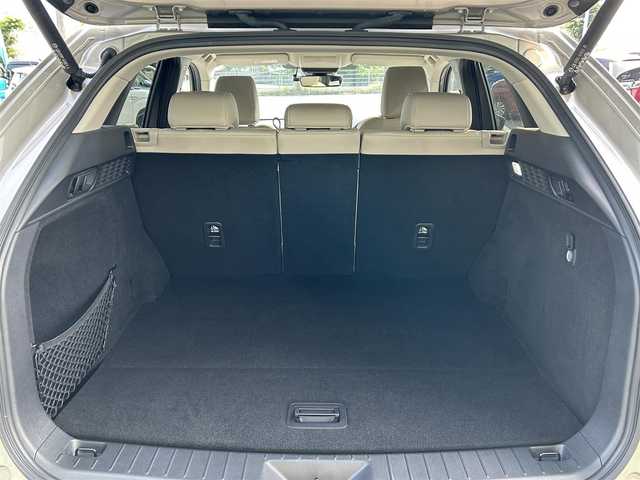 マツダ ＣＸ－６０ 25S Lパッケージ 愛媛県 2023(令5)年 1.2万km プラチナクォーツメタリック 純正ナビ(Bluetooth/AppleCarPlay/AndroidAuto/HDMI)/全周囲カメラ/レーダークルーズコントロール/パワーリフトゲート/全席シートヒーター/ステアリングヒーター/雨滴感知ワイパー/前後ドライブレコーダー/ビルトインETC/白レザーシート/ブラインドスポットモニター/LEDヘッドライト/レーンキープアシスト/横滑り防止装置/盗難防止装置/オートライト/オートマチックハイビーム/前後コーナーセンサー/ステアリングリモコン/革巻ステアリング/ABS