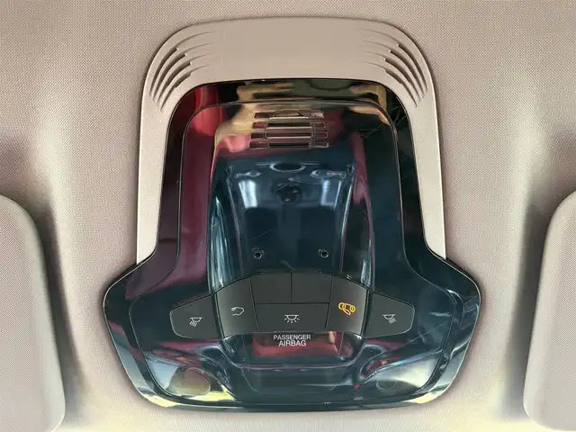 アルファロメオ ステルヴィオ 2．2ターボ ディーゼルQ4 石川県 2019(平31)年 3.7万km 黒 衝突軽減ブレーキ/純正ディスプレイオーディオ/バックカメラ/AppleCarPlay/Bluetooth/アダプティブクルーズコントロール/ブラインドスポットモニター/赤レザーシート/シートヒーター/パワーシート/メモリーシート/ステアリングヒーター/クリアランスソナー/電動リアゲート/ドライブレコーダー（前後）/ETC/パドルシフト/トノカバー