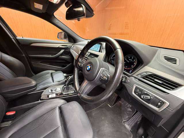 ＢＭＷ Ｘ２ xDrive 18d MスポーツX 千葉県 2019(平31)年 6.2万km アルピンホワイトⅢ 黒革　/ナビ　/Ｂｌｕｅｔｏｏｔｈ接続　/Ｂカメラ　/電動リアゲート　/電動シート　/シートヒーター　/ＰＤＣ　/ＬＥＤヘッドライト　/コンフォートアクセス/衝突軽減Ｂ　/ＢＳＭ　/ＬＫＡ　/ＥＴＣ　/ドラレコ
