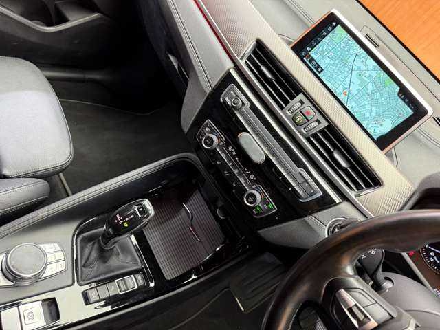ＢＭＷ Ｘ２ xDrive 18d MスポーツX 千葉県 2019(平31)年 6.2万km アルピンホワイトⅢ 黒革　/ナビ　/Ｂｌｕｅｔｏｏｔｈ接続　/Ｂカメラ　/電動リアゲート　/電動シート　/シートヒーター　/ＰＤＣ　/ＬＥＤヘッドライト　/コンフォートアクセス/衝突軽減Ｂ　/ＢＳＭ　/ＬＫＡ　/ＥＴＣ　/ドラレコ