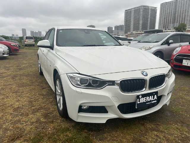 ＢＭＷ ３２０ｄ Mスポーツ 東京都 2015(平27)年 9.1万km 白 メモリナビ/ワンセグテレビ/バックカメラ/アイドリングストップ/ウィンカーミラー/クルーズコントロール/プッシュスタート/ETC/Bluetooth接続/CD、DVDチェンジャー/純正ホイールスタッドレス付き