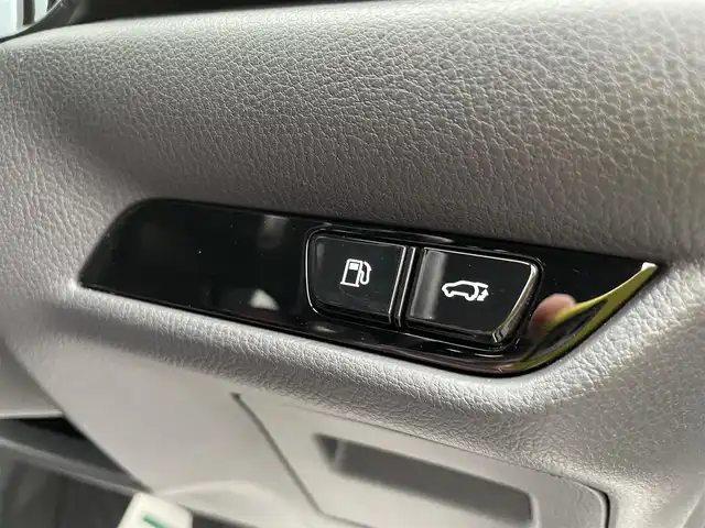 レクサス ＮＸ 250 バージョンL 石川県 2023(令5)年 1.9万km ソニッククォーツ 純正メモリーナビ/フルセグTV/パノラマモニター/革シート/シートヒーター/レーダークルーズ/レクサスセーフティ/サンルーフ/ハンドルヒーター/純正アルミホイール/ビルトインETC2.0/パワーバックドア/スマートキー/プッシュスタート/電動ミラー/保証書