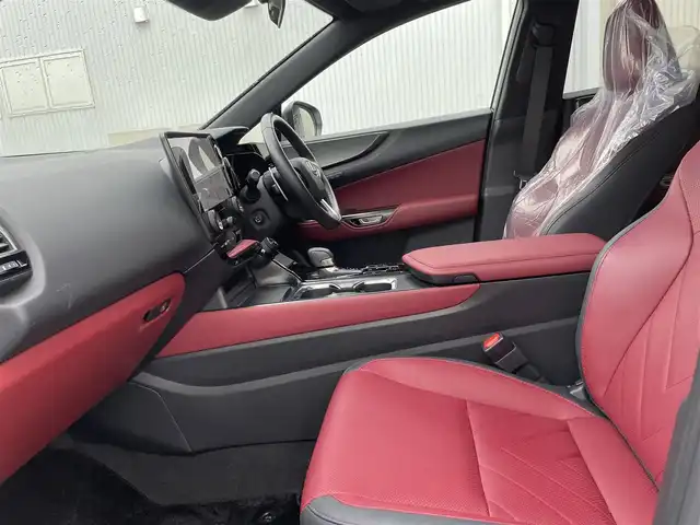 レクサス ＮＸ 250 バージョンL 石川県 2023(令5)年 1.9万km ソニッククォーツ 純正メモリーナビ/フルセグTV/パノラマモニター/革シート/シートヒーター/レーダークルーズ/レクサスセーフティ/サンルーフ/ハンドルヒーター/純正アルミホイール/ビルトインETC2.0/パワーバックドア/スマートキー/プッシュスタート/電動ミラー/保証書