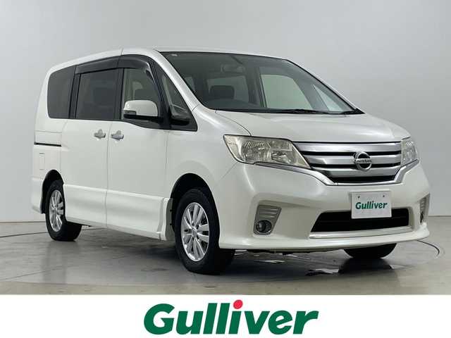 日産 セレナ ハイウェイスター Vセレクション 道央・札幌 2013(平25)年 6.5万km ブリリアントホワイトパール ・４WD/・社外CN-R300WDナビ/・DVD.CD。SD.Bluetooth/・フルセグ/バックカメラ /・後部座席モニター/・両側パワースライドドア /・クルーズコントロール/・ドライブレコーダー前後/・ETC/・アイドリングストップ/・スマートキー/ プッシュスタート