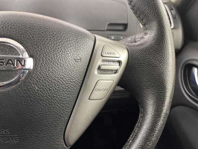 日産 セレナ ハイウェイスター Vセレクション 道央・札幌 2013(平25)年 6.5万km ブリリアントホワイトパール ・４WD/・社外CN-R300WDナビ/・DVD.CD。SD.Bluetooth/・フルセグ/バックカメラ /・後部座席モニター/・両側パワースライドドア /・クルーズコントロール/・ドライブレコーダー前後/・ETC/・アイドリングストップ/・スマートキー/ プッシュスタート