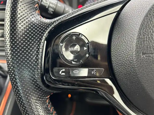 ホンダ Ｎ ＯＮＥ RS 愛知県 2021(令3)年 5.7万km プラチナホワイトパール 社外8型ナビ（フルセグ、CD、DVD、Bluetooth）/デジタルインナーミラー/ETC/ACC/シートヒーター（D+N）/衝突軽減ブレーキ/レーンキープアシスト/LEDヘッドライト/コーナーセンサー/電子パーキング/オートホールド/ドラレコ前後/オートライト/フォグライト/USB/スマートキー/横滑り防止装置