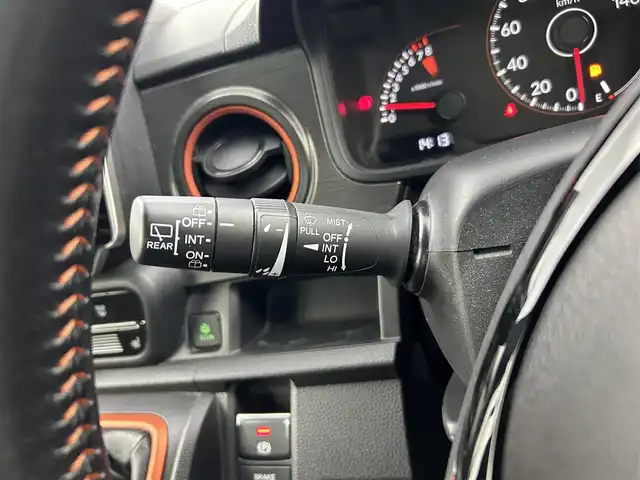 ホンダ Ｎ ＯＮＥ RS 愛知県 2021(令3)年 5.7万km プラチナホワイトパール 社外8型ナビ（フルセグ、CD、DVD、Bluetooth）/デジタルインナーミラー/ETC/ACC/シートヒーター（D+N）/衝突軽減ブレーキ/レーンキープアシスト/LEDヘッドライト/コーナーセンサー/電子パーキング/オートホールド/ドラレコ前後/オートライト/フォグライト/USB/スマートキー/横滑り防止装置